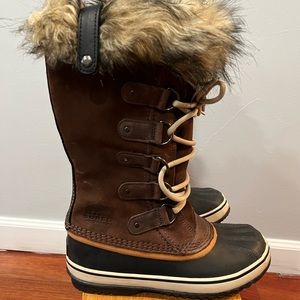Sorel Women's Joan of Arctic Boot - 7 -Major / Dark Stone